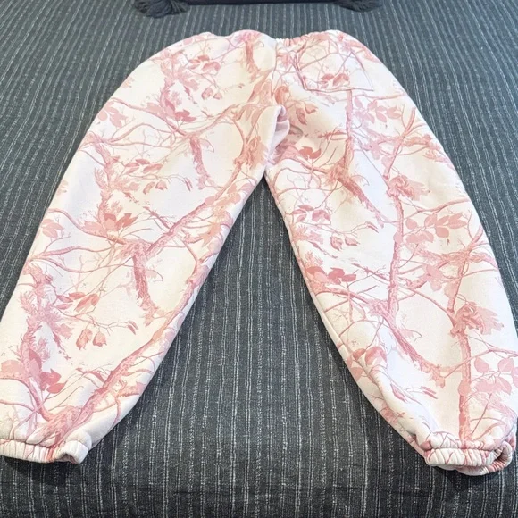 Abercrombie & Fitch Pink Camo Sunday Set - Picture 8 of 9